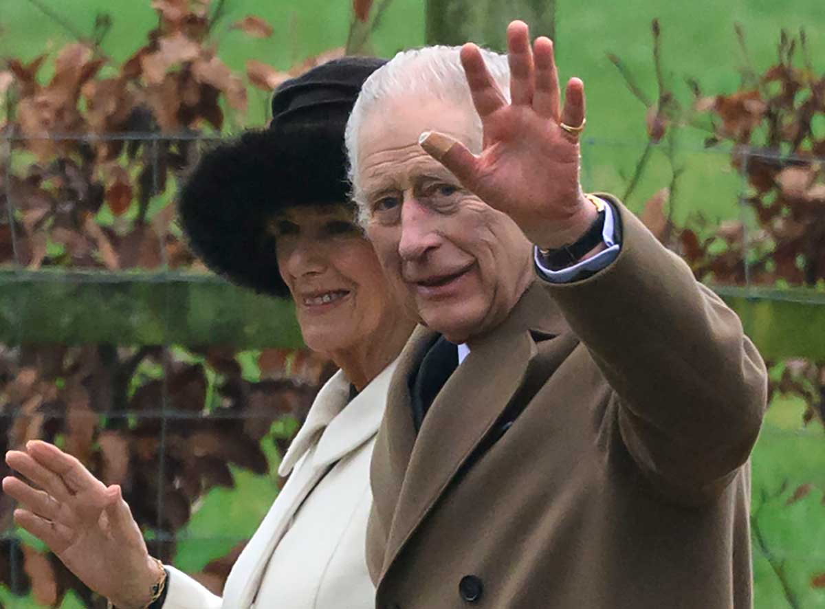 El monarca reapareció públicamente el fin de semana en Sandringham, donde permanece tras el inicio de su tratamiento contra el cáncer. 
