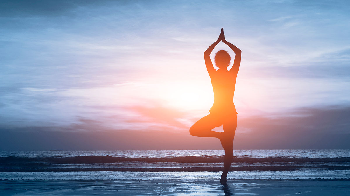 Kundalini Yoga: conoce los beneficios de esta práctica que eleva y fortalece tu conciencia espiritual