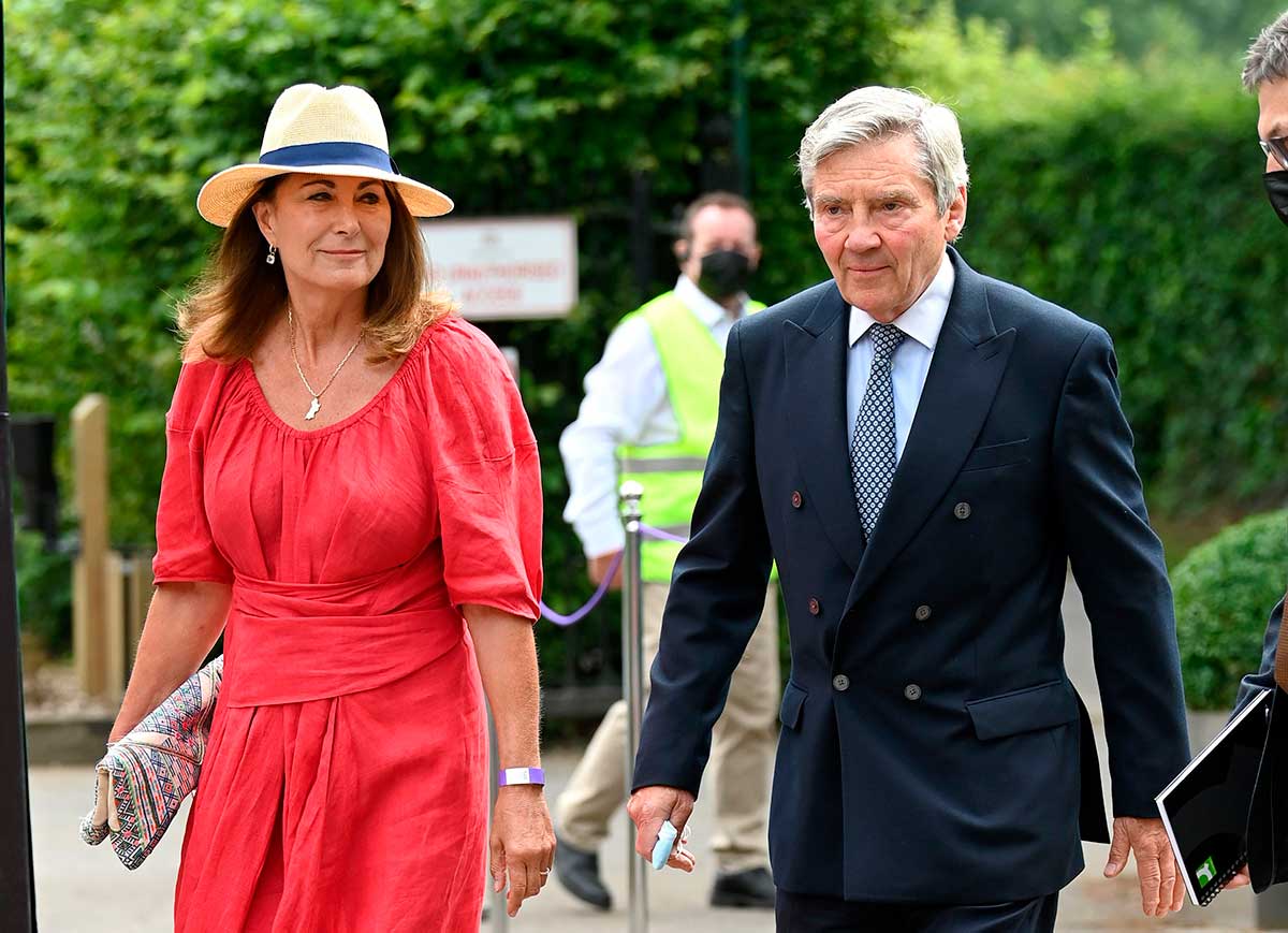Carole y Michael Middleton no han podido cubrir una importante deuda. 