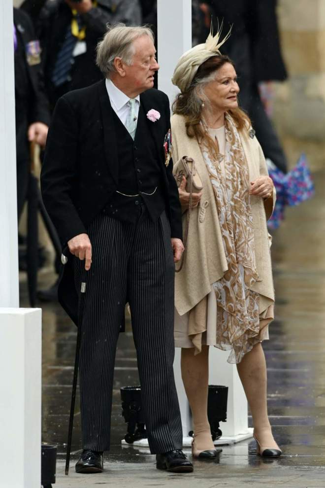 Andrew Parker-Bowles en la coronación del rey Carlos III y la reina Camilla