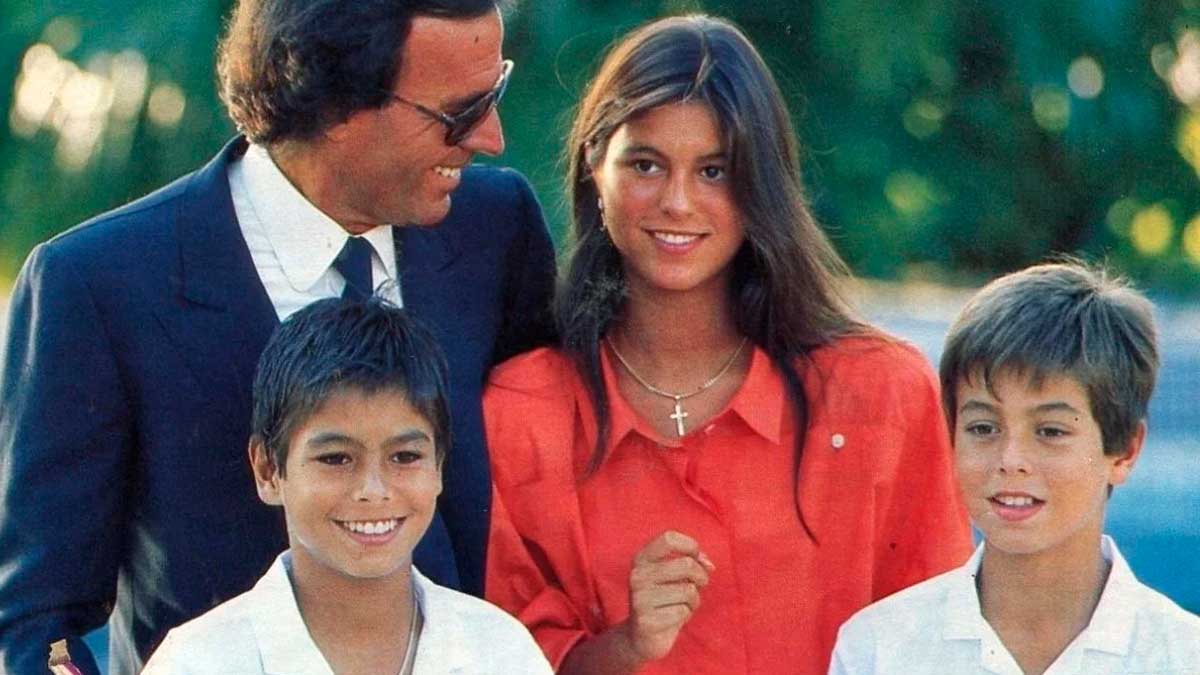 Chabeli, Julio y Enrique fueron los primeros tres hijos de Julio, producto de su relación con Isabel Preysler.