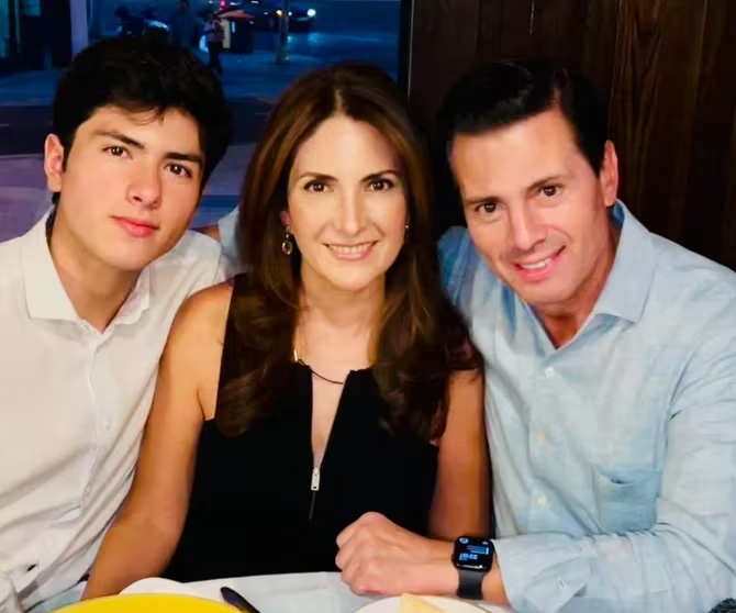 Él es Diego Díaz el hijo menor de Enrique Peña Nieto, fruto de su relación con Maritza Díaz. 