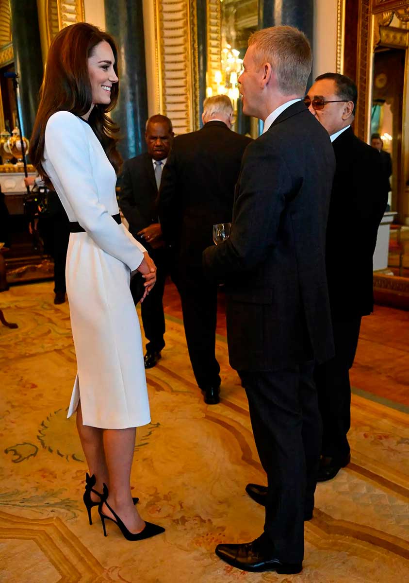 Kate Middleton look coronación Carlos III