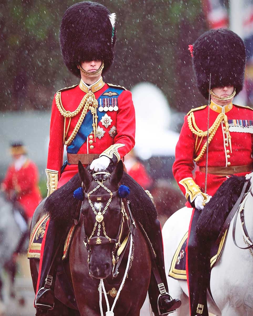 William no pudo acompañar a su esposa Kate en la carroza que la llevaría hasta Buckingham. 