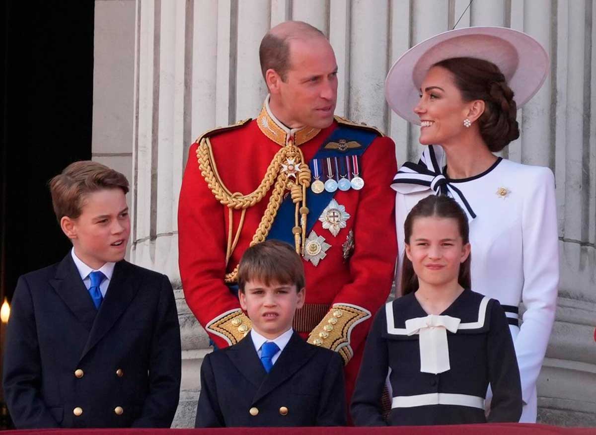 El príncipe William y Kate Middleton se veían de lo más contentos por estar juntos y con sus hijos en 'Trooping the Colour'.