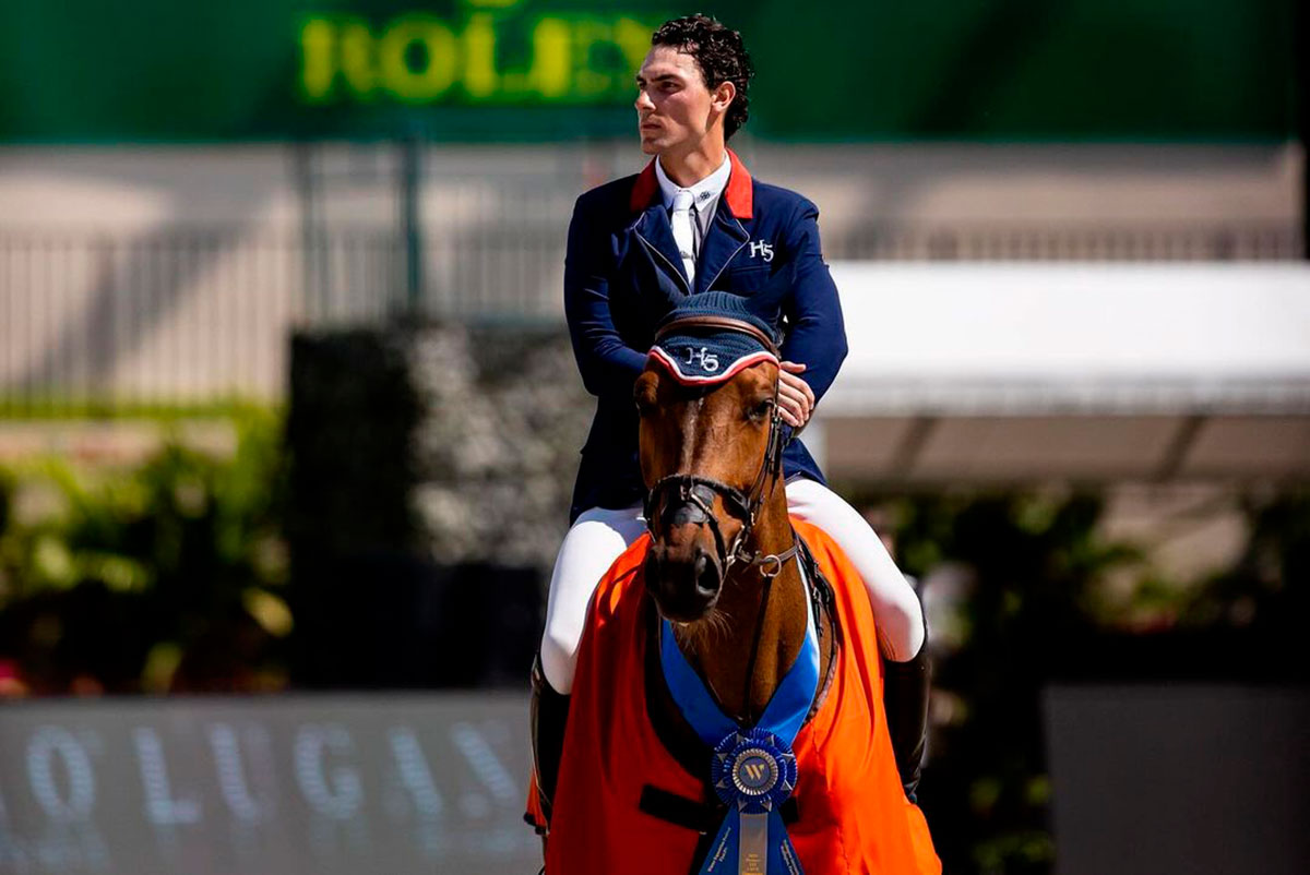 Carlos Hank Guerreiro inició su carrera en la equitación cuando tenía 13 años.