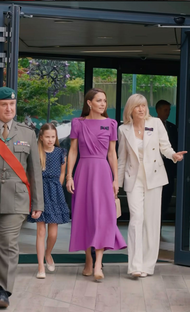 Kate Middleton recibió una calurosa ovación a su llegada a Wimbledon en compañía de su hija, la princesa Charlotte.
