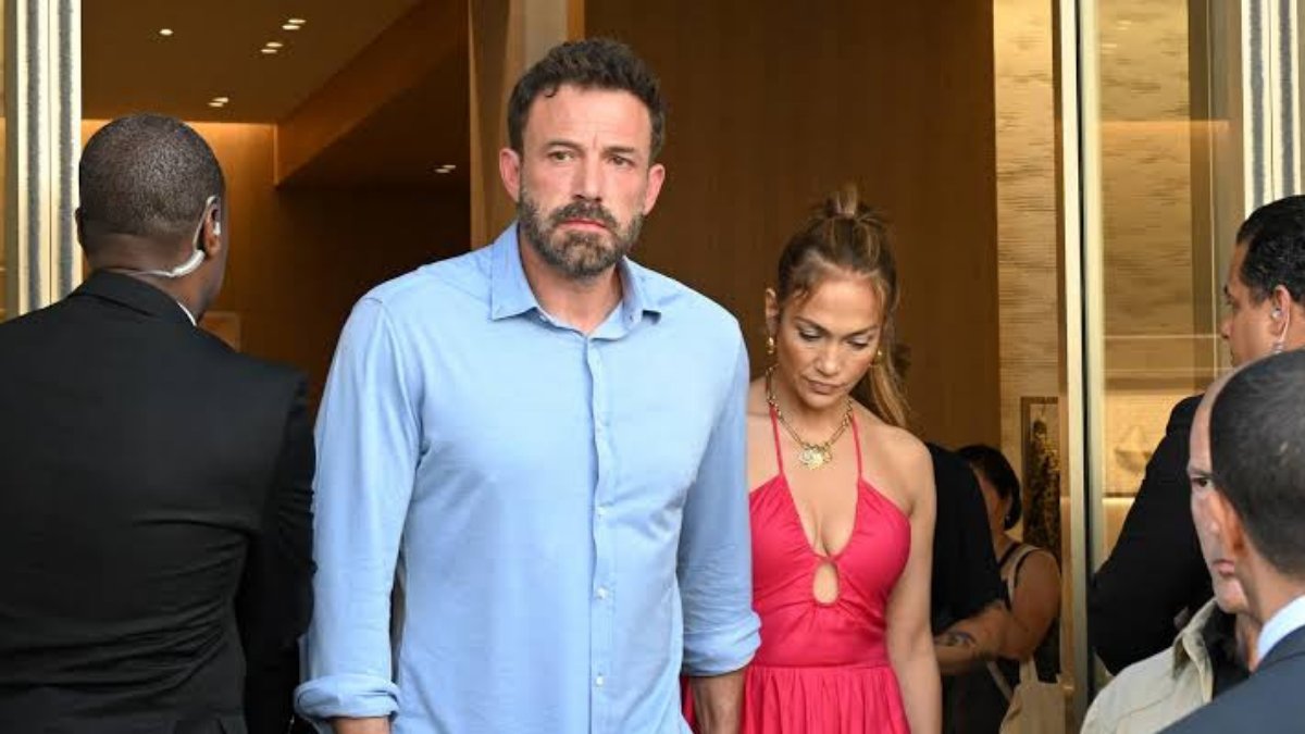 Jennifer Lopez y Ben Affleck pasan separados su segundo aniversario de bodas: esto hizo cada uno