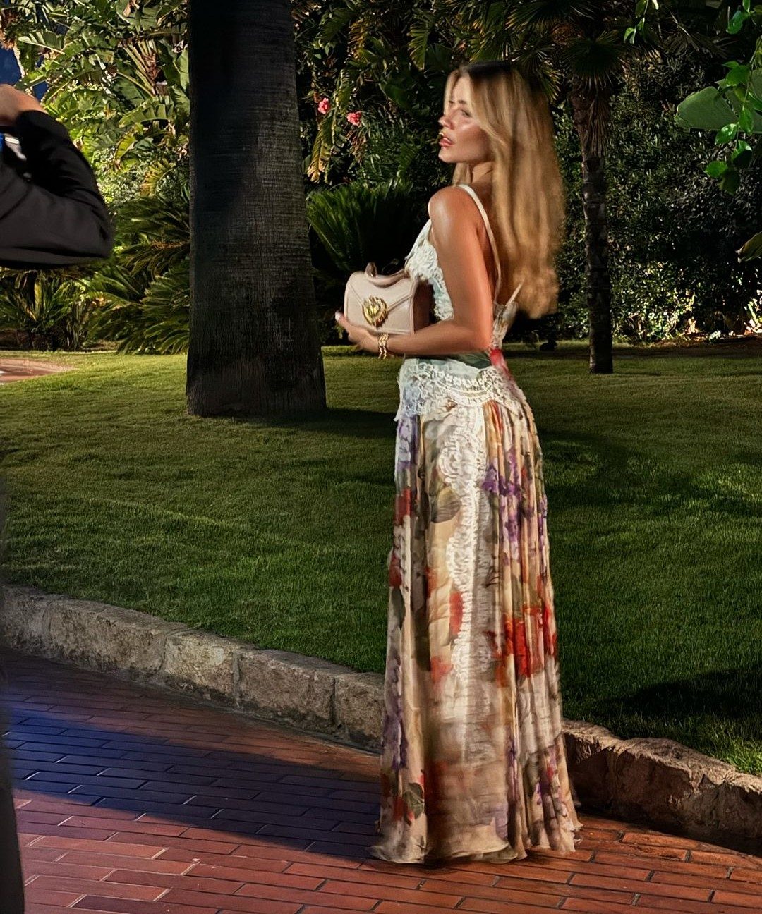 Michelle Salas y el vestido Dolce & Gabbana que lució en la gala de la firma italiana 
