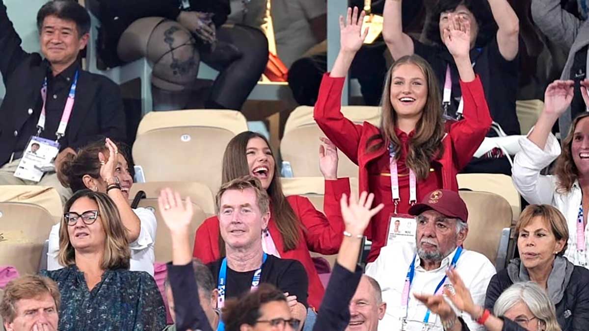 Princesa Leonor e Infanta Sofía: las mejores porristas de los atletas españoles en los Juegos Olímpicos de París