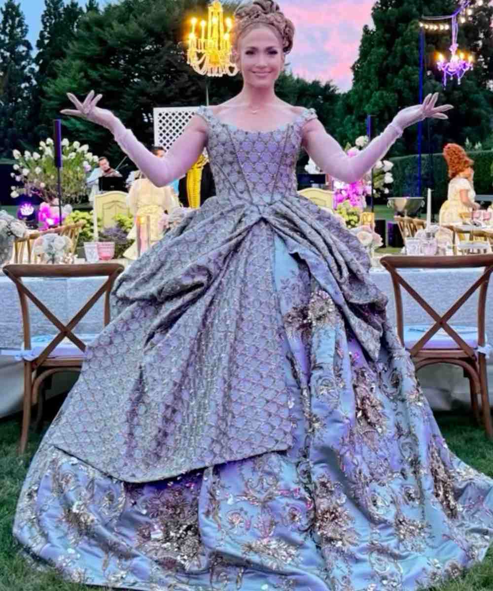 Jennifer Lopez celebró a lo grande su cumpleaños 55