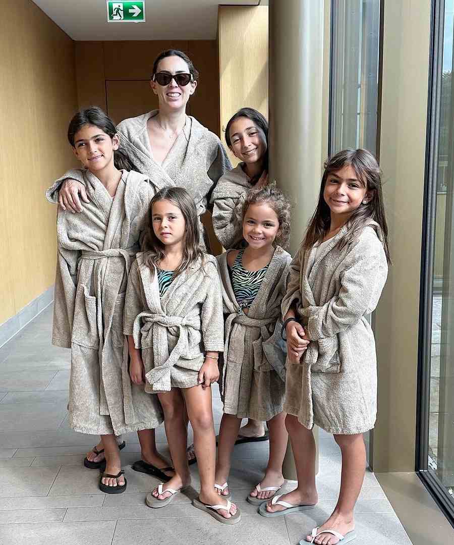 Jacqueline Bracamontes disfruta el verano en familia en los Juegos Olímpicos de París 2024 
