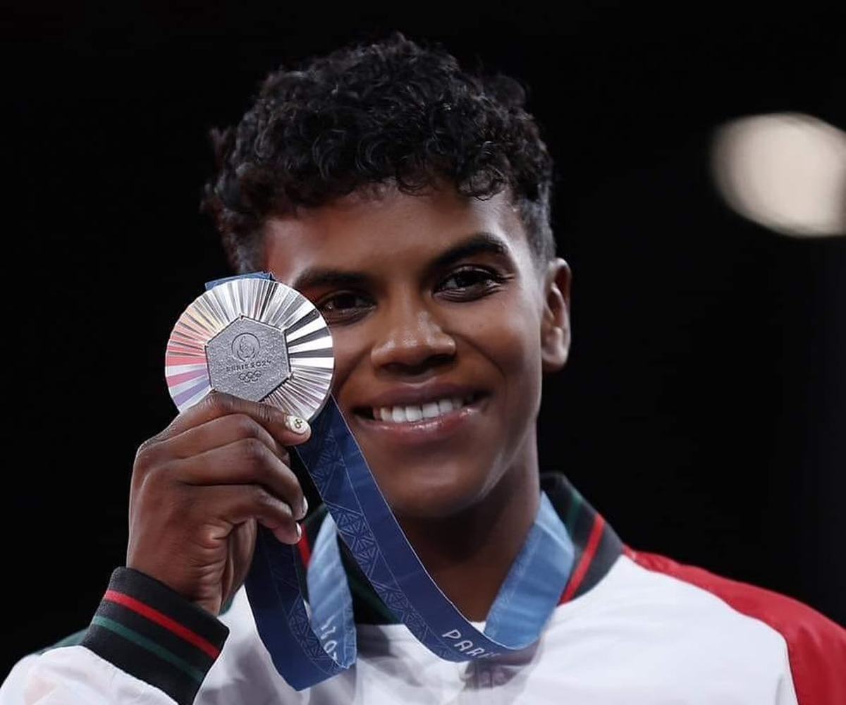 Medalla de plata por el triunfo de Prisca Awiti en el Judo.