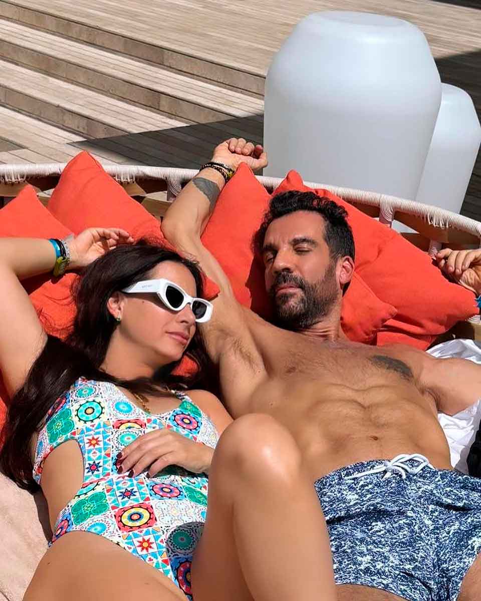 La pareja está enfocada en el presente, sin pensar demasiado en el futuro.
