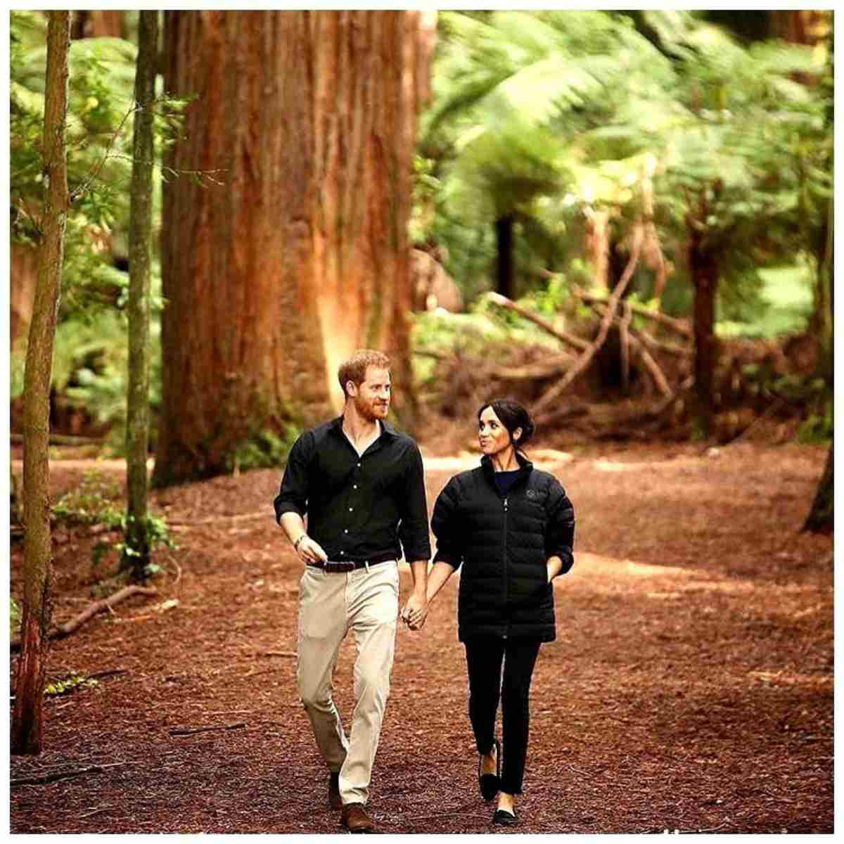 Harry y Meghan Markle paseando (Foto: Instagram/@sussexroyal
)