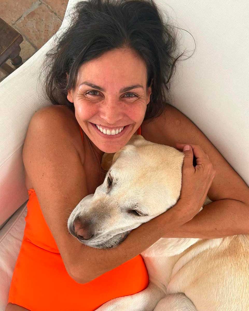 Inés Sastre tiene 50 años, está casada y tiene un hijo de 18.