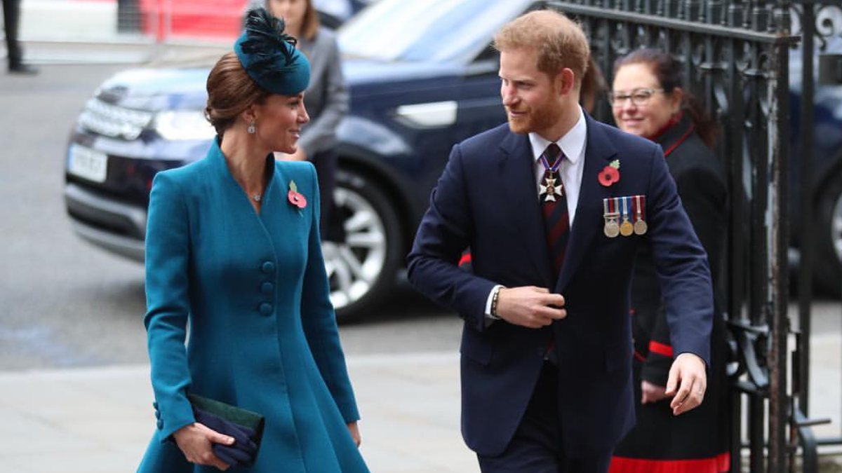 Kate Middleton ha iniciado el acercamiento con el príncipe Harry: “la preocupación por su cuñado la impulsó” Kate Middleton ha iniciado el acercamiento con el príncipe Harry: “la preocupación por su cuñado la impulsó”