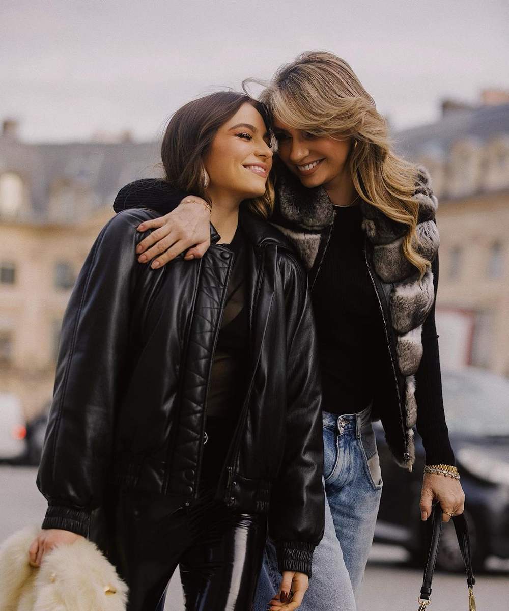 Sofía Castro y Angélica Rivera.