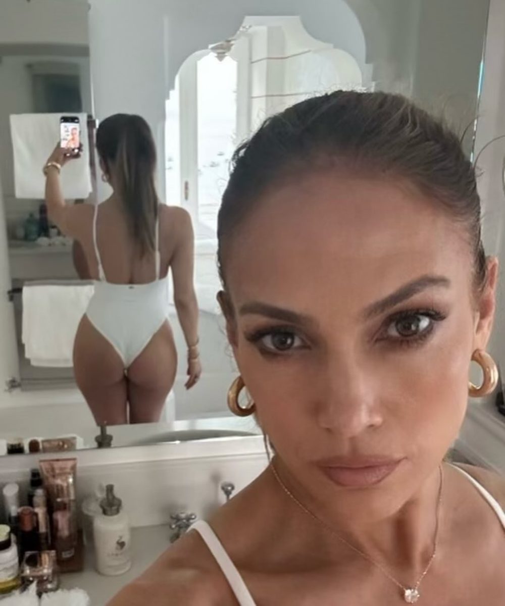 Jennifer Lopez disfrutó del verano, a pesar de su divorcio de Ben Affleck. 