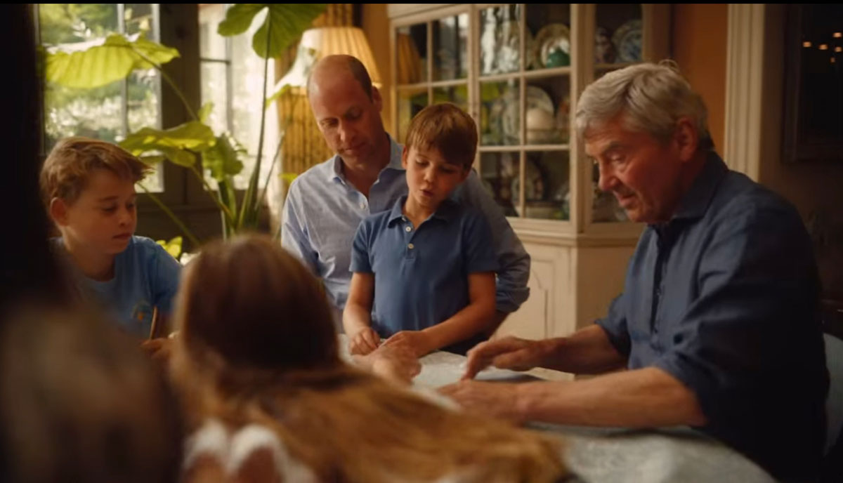 En el video familiar también hubo un espacio especial para Carole y Michael Middleton, papás de Kate.