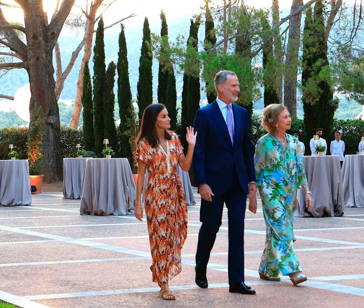 Letizia preferiría ceder protagonismo a los Borbón.