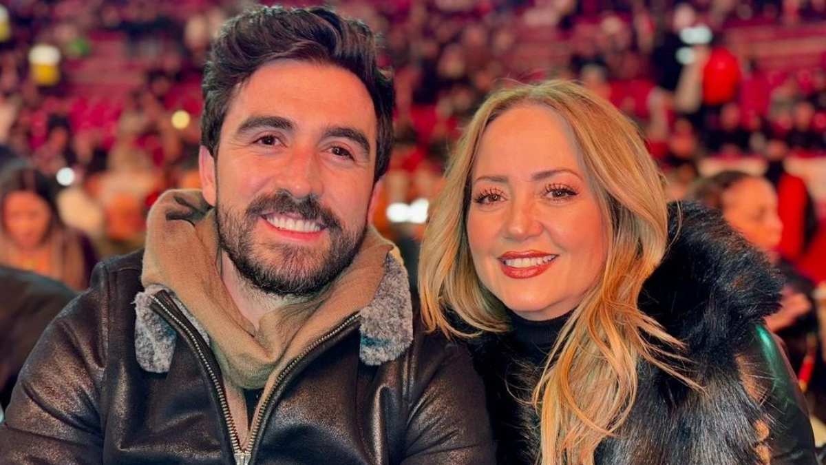 Andrea Legarreta acudió acompañada del entrenador Luis Carlos Origel al concierto de Alejandro Fernández.