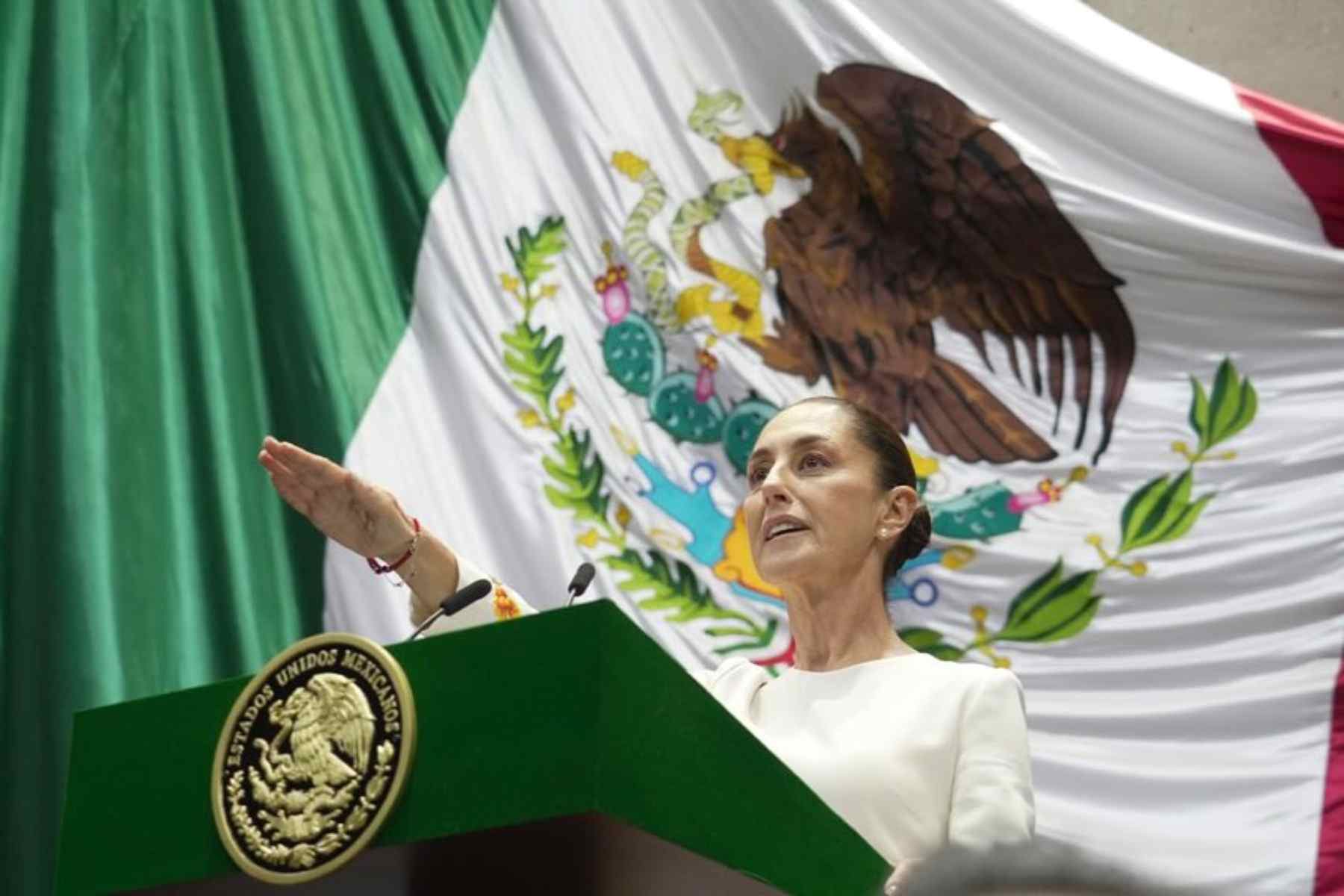 Claudia Sheinbaum rindió protesta como la primera presidenta de la República, ante el Congreso de la Unión.