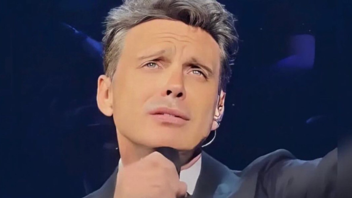 El momento en el que Luis Miguel no pudo contener las lágrimas durante su segundo concierto en la Arena CDMX 
