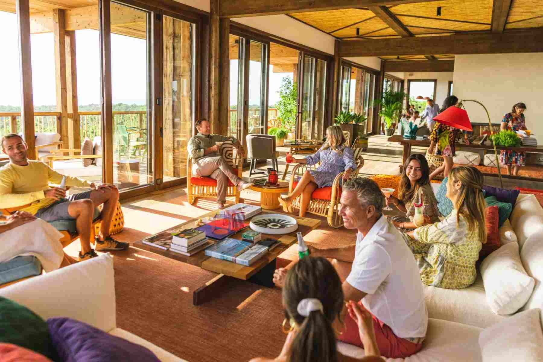 Meghan Markle y el príncipe Harry compraron una casa en CostaTerra Golf and Ocean Club.