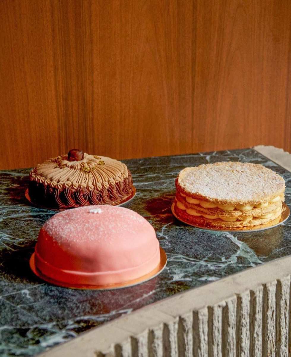 En Sant Ambroeus podrás disfrutar de postres deliciosos y de calidad.
