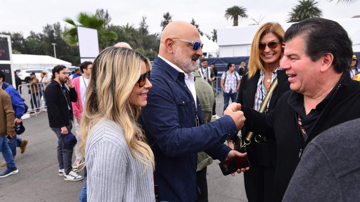 Saénz es la primera pareja que se le conoce oficialmente al empresario después de su rompimiento con Lucero. (Foto: Instagram/@jds.mx)