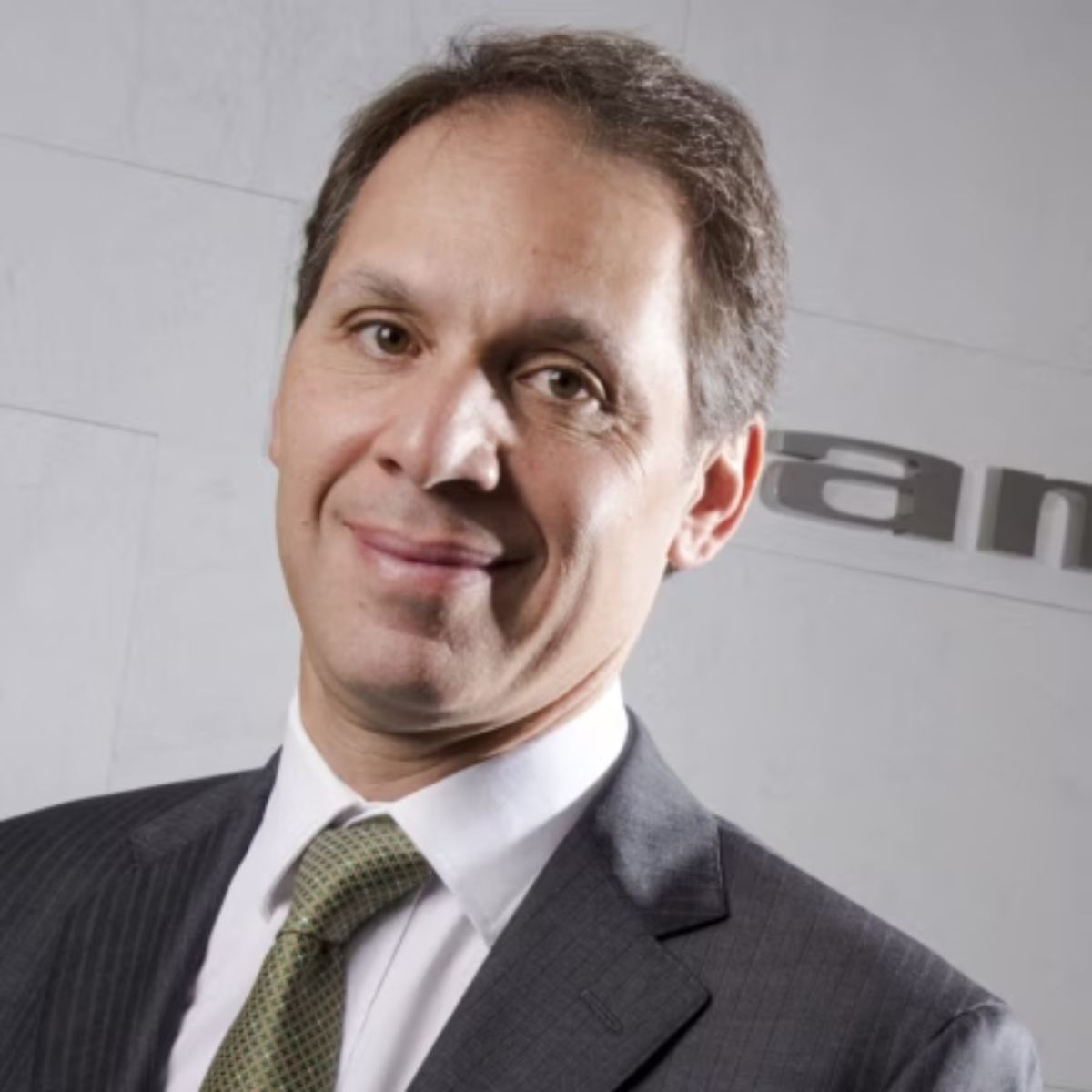 Daniel Hajj es actualmente el CEO de América Móvil
