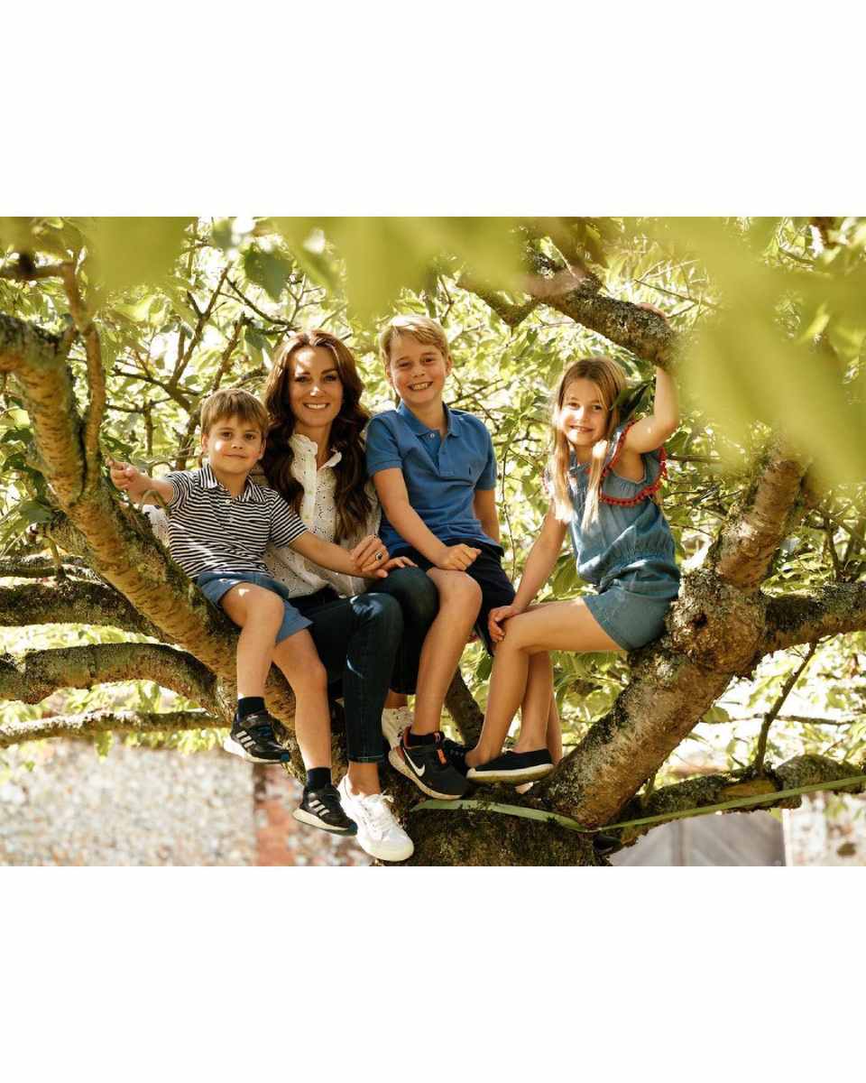 Kate Middleton prefirió ser reservada con su estado de salud, por cuidar a sus hijos.