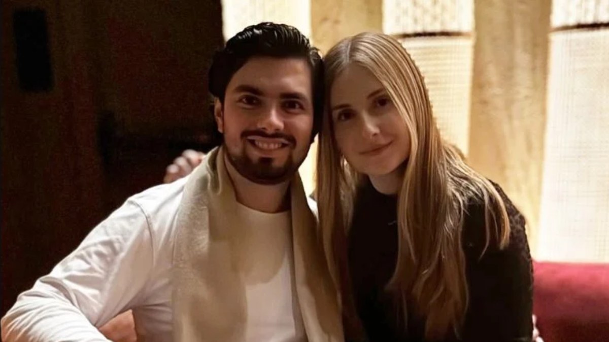 Alejandro Peña compartió esta imagen en la que expresó su amor por su novia Marian.