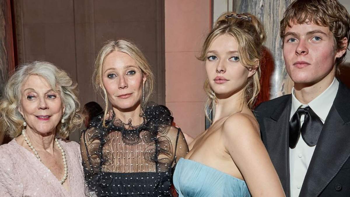 Apple Martin estuvo acompañada su sus padres, la actriz Gwyneth Paltrow y Chris Martin.