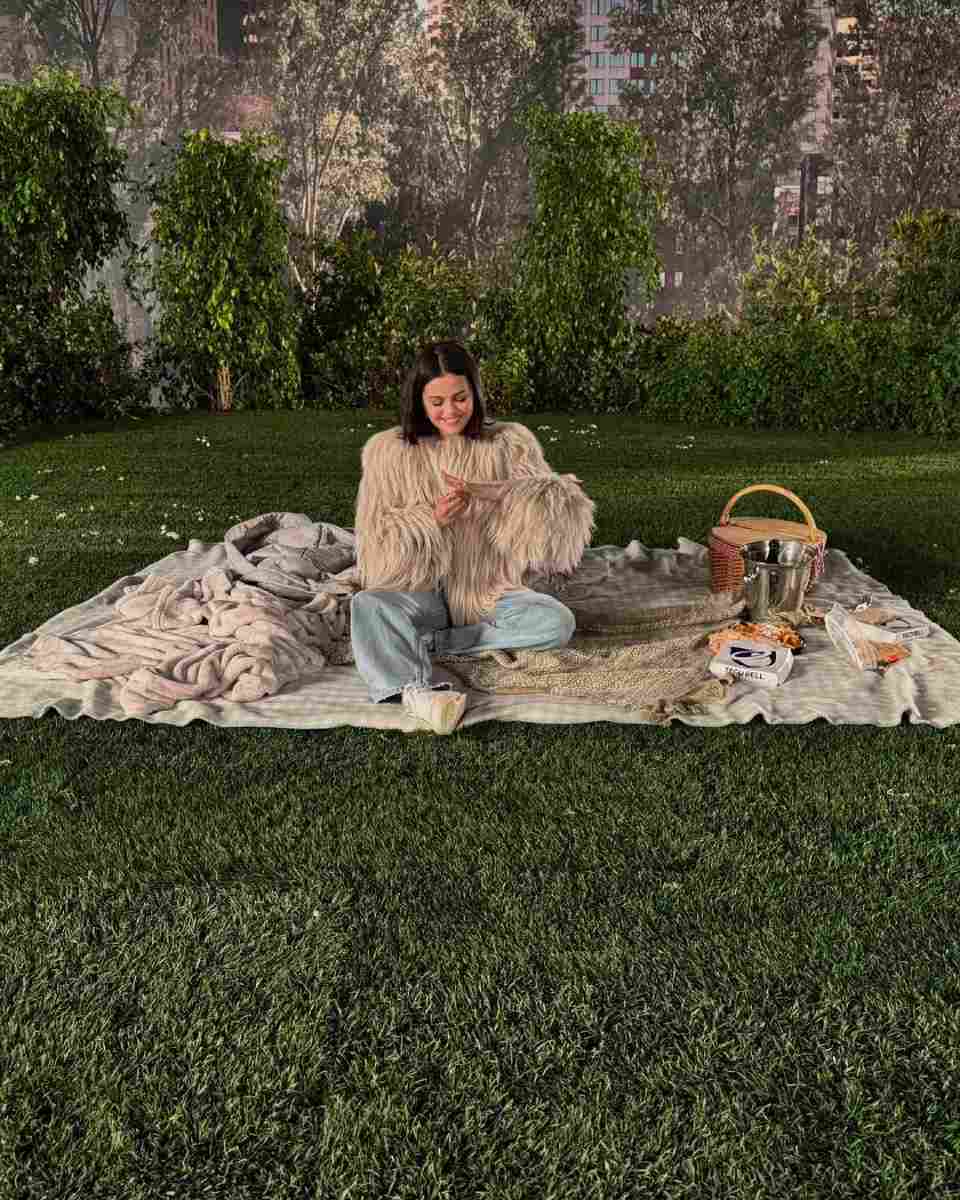 El compromiso de Selena Gomez se convirtió en tendencia en redes sociales.