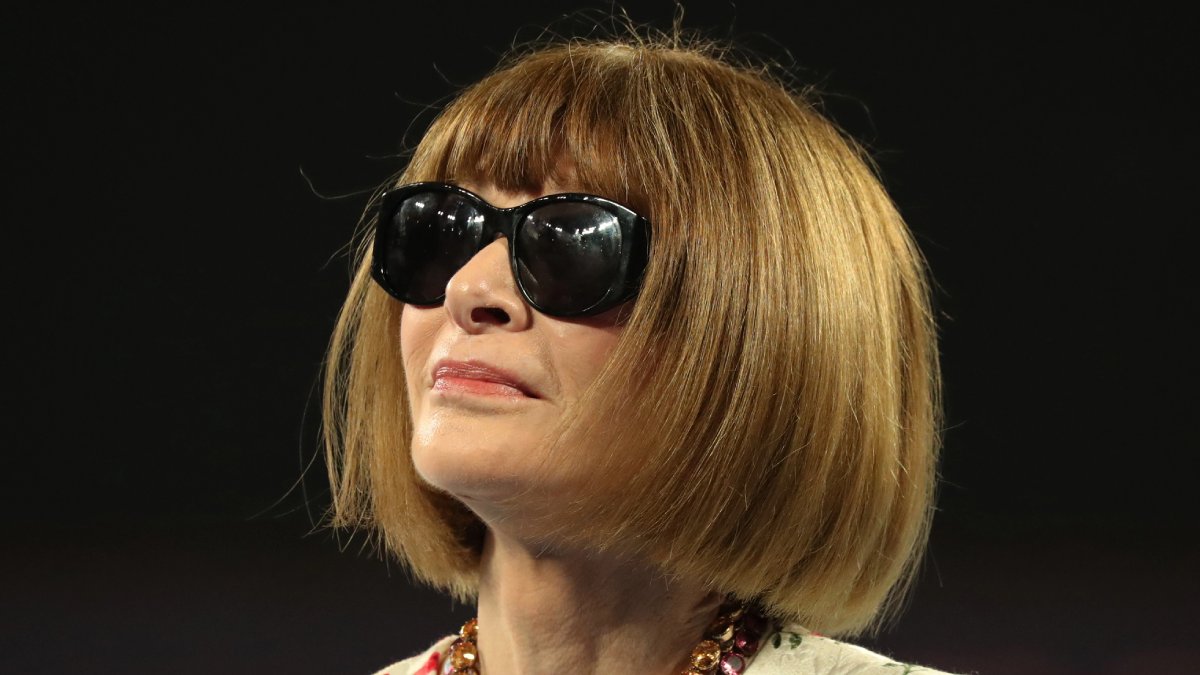 Secreto revelado: Anna Wintour al fin explica porqué siempre usa gafas de sol, incluso en interiores