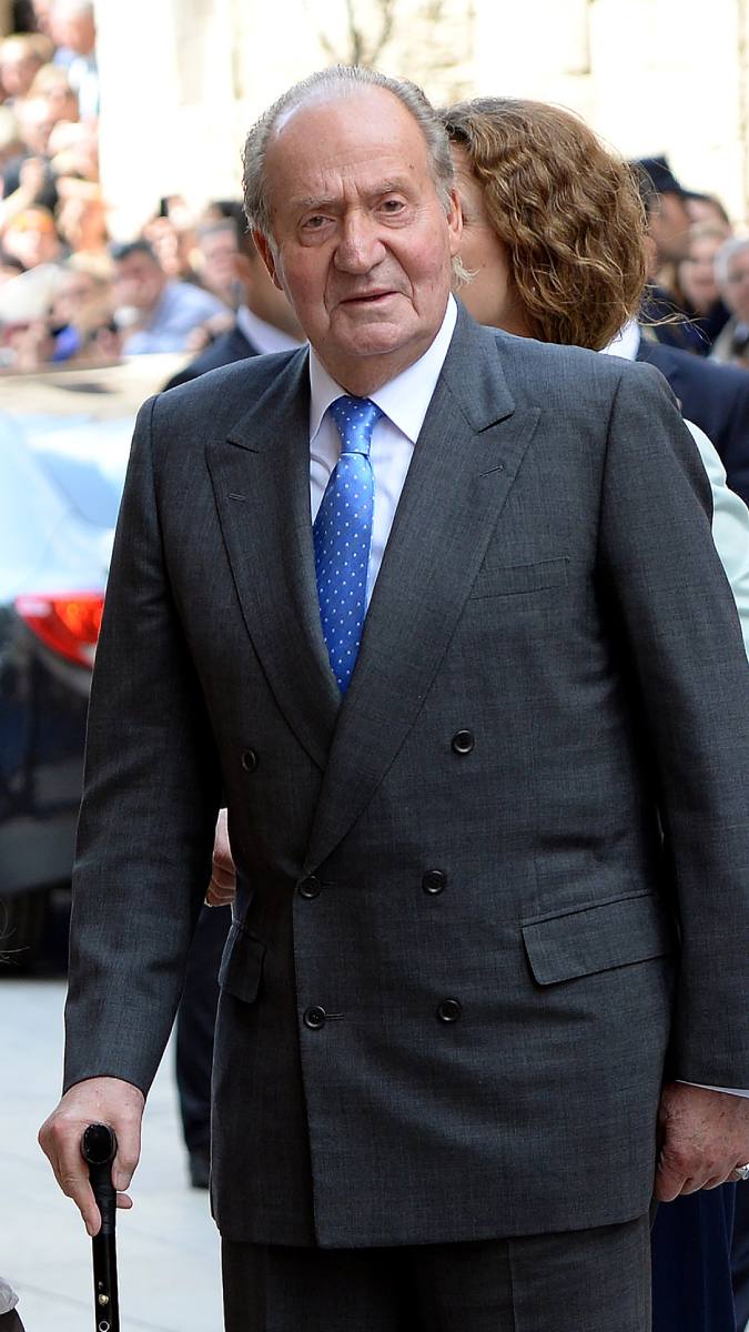 Juan Carlos de España contrató un bufete de abogados para analizar a detalle la entrevista de Bárbara Rey y poder tomar acciones legales en caso necesario. 