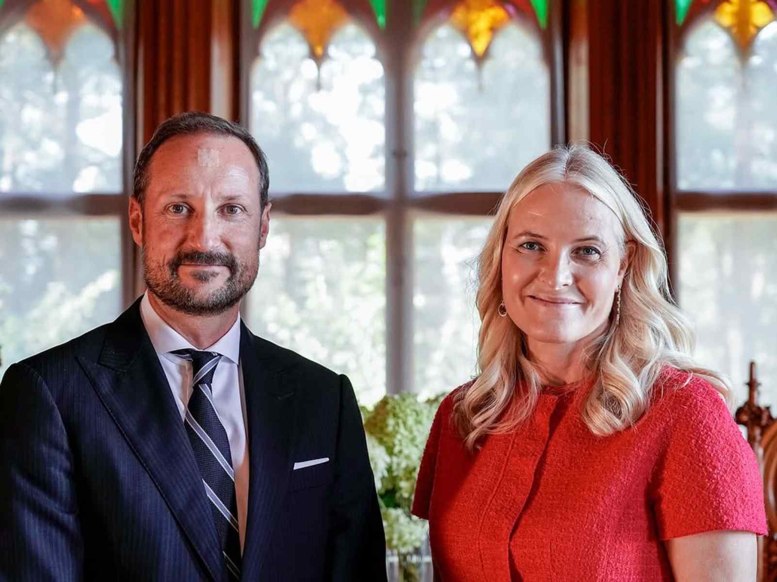 Los príncipes de Noruega concedieron una entrevista al canal NRK, donde hablaron sobre la situación de Marius Borg.