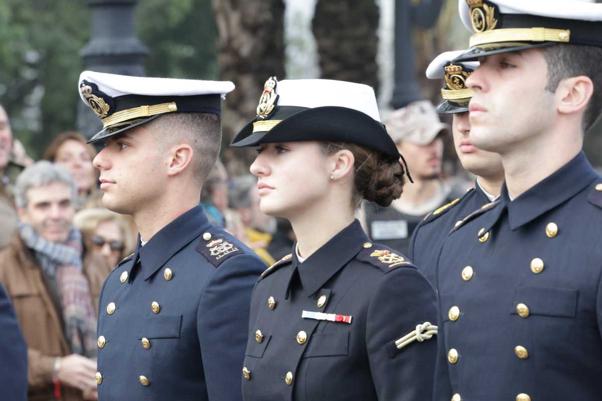 Expertos analizan que la formación militar le ha traído madurez a la princesa Leonor.