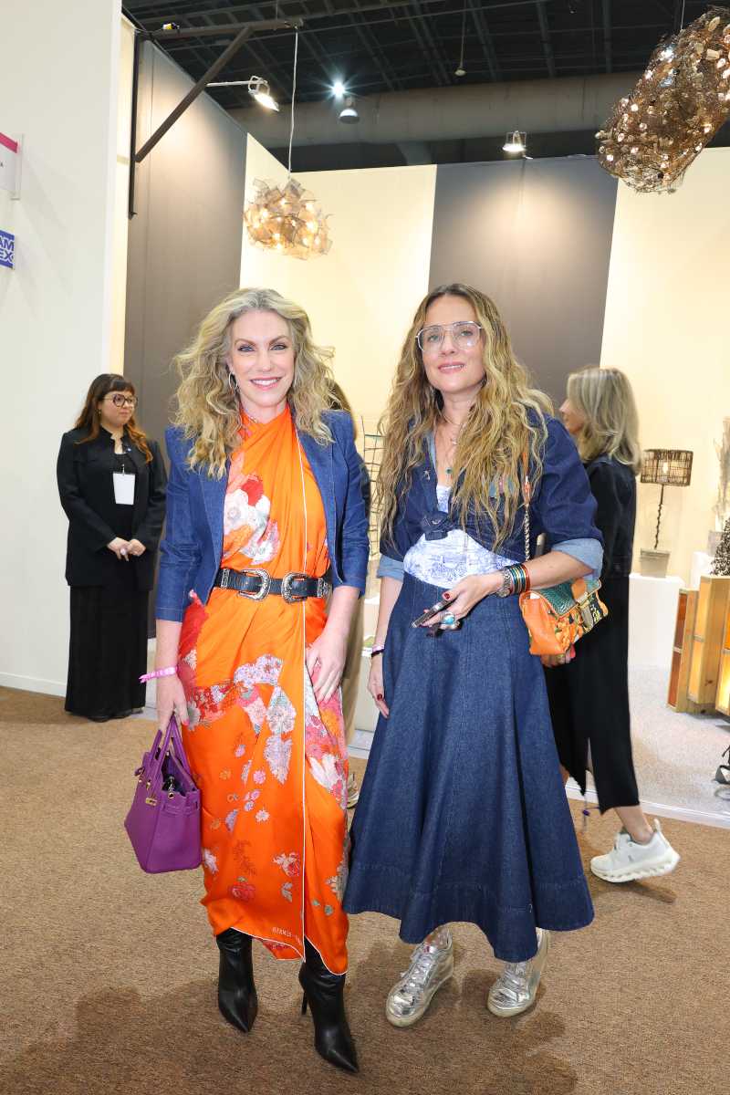 Ninfa Salinas y Natalia Esponda