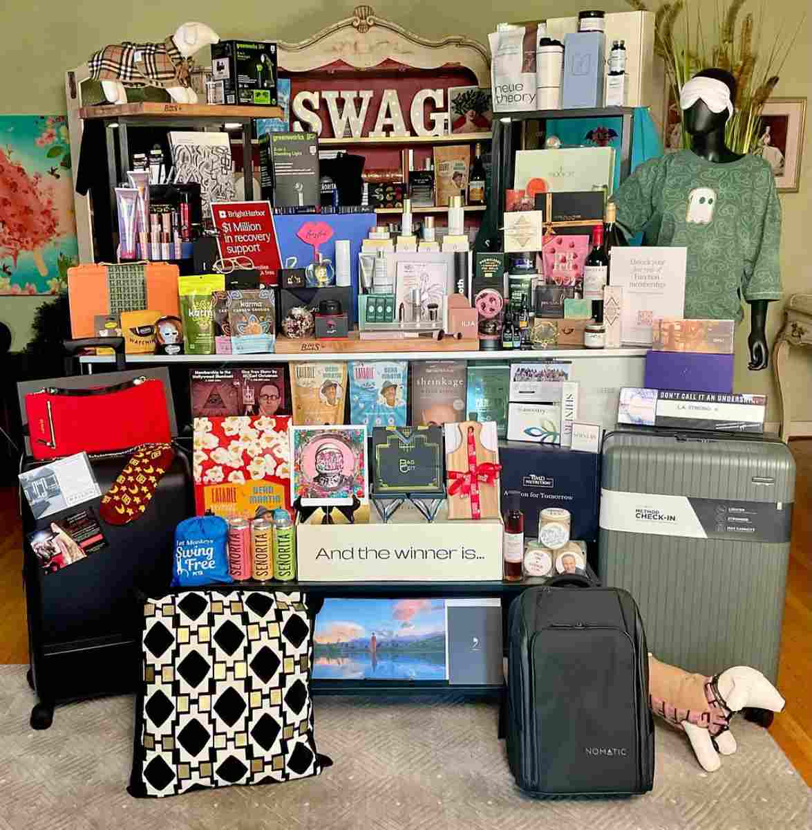 La bolsa de regalos que reciben los nominados a los premios Oscar incluye viajes, tratamientos cosméticos, maquillajes, vinos, licores, alimentos, así como marihuana.