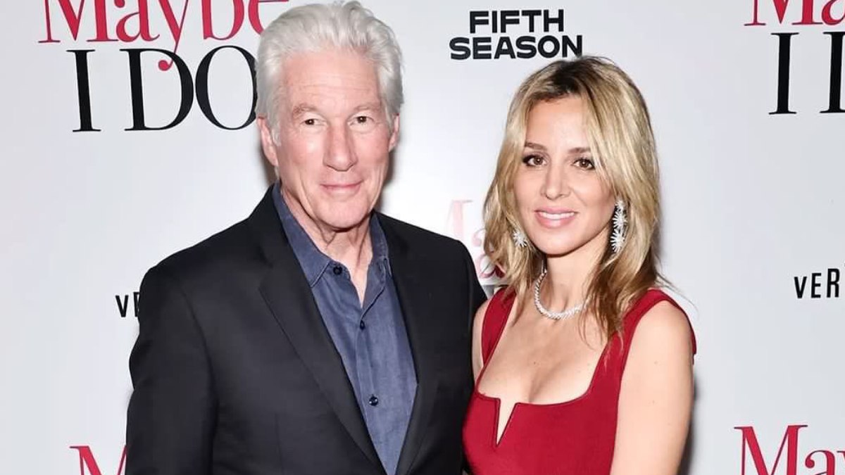 Además de referirse a él como “matón”, esto también dijo Richard Gere de Donald Trump