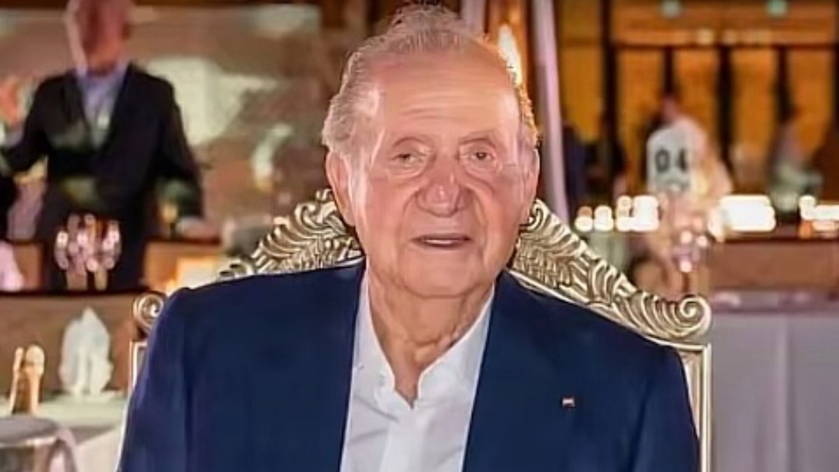 Memorias póstumas del torero Jaime Ostos revelan que participó en encuentro íntimo junto al rey emérito Juan Carlos y dos vedettes