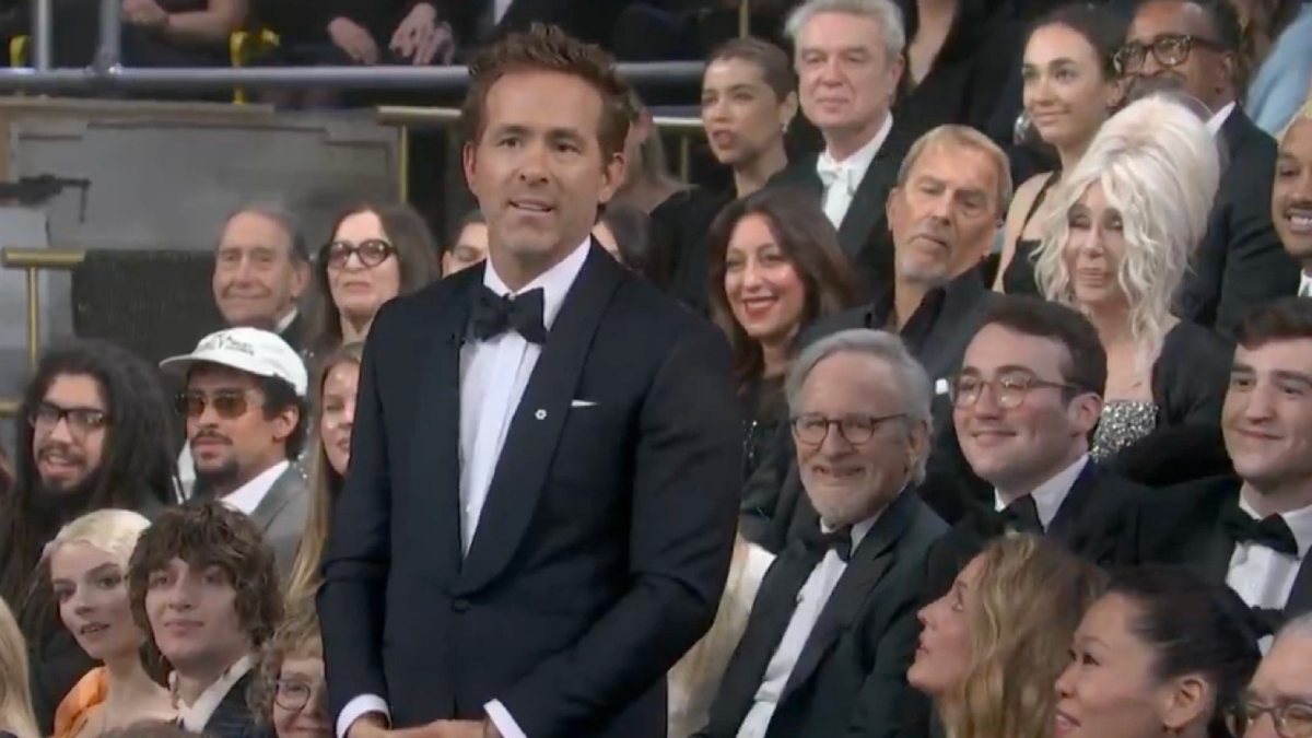 Prueba de que broma de Ryan Reynolds en SNL sobre demanda contra Baldoni tomó por sorpresa a Blake Lively