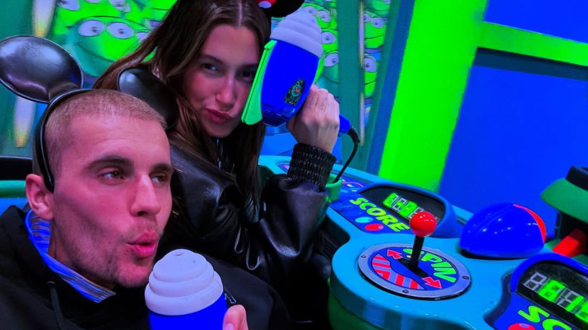 Justin y Hailey Bieber son señalados por “copiar” a Selena Gomez y Benny Blanco en su visita a Disneyland Justin y Hailey Bieber son señalados por “copiar” a Selena Gomez y Benny Blanco en su visita a Disneyland