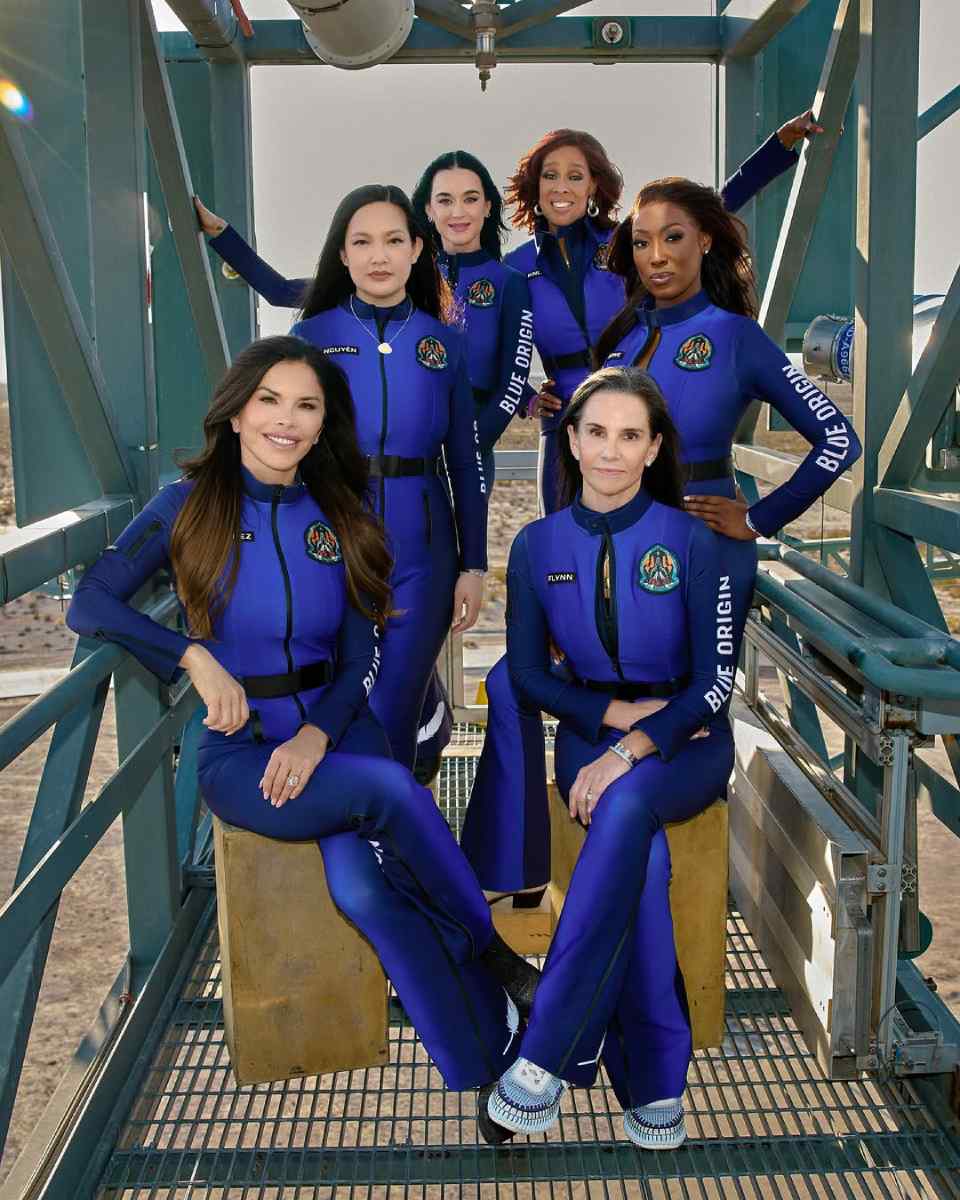 Katy Perry viajó al espacio junto a un grupo de mujeres, entre ellas, Lauren Sanchez.