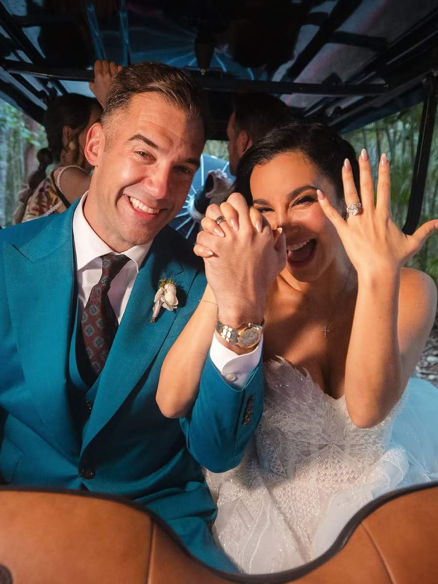 Martha Higareda y Lewis Howes se casaron en febrero en Playa del Carmen.
