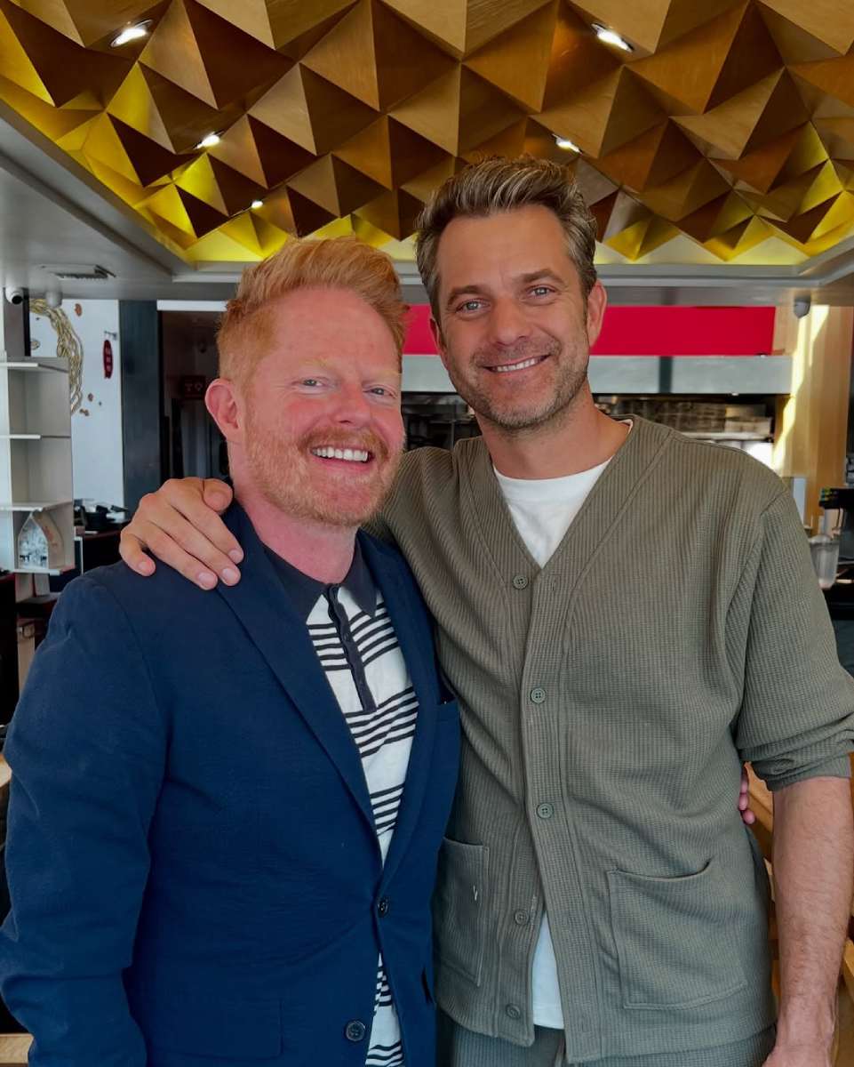 Joshua Jackson fue invitado al podcast de Jesse Tyler Ferguson "Dinner’s on Me".