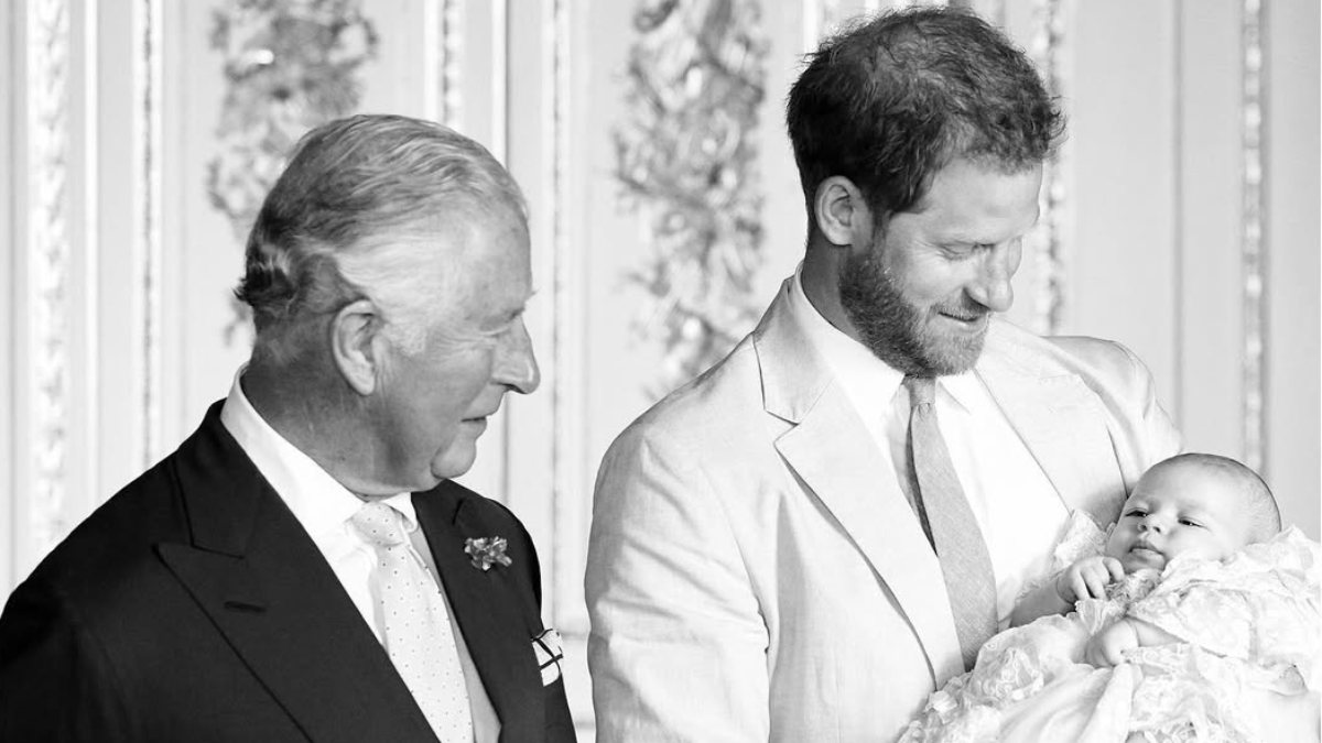 La relación entre el rey Carlos III y el príncipe Harry es nula.